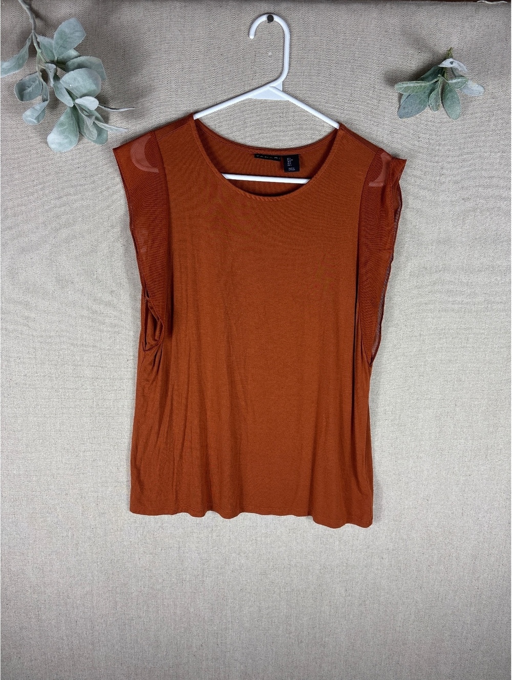 Tahari > Rust Orange Short Sleeve Crew Neck Shirt Large